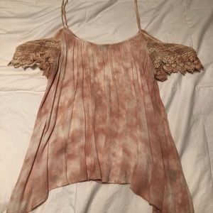 Women’s off the shoulder shirt